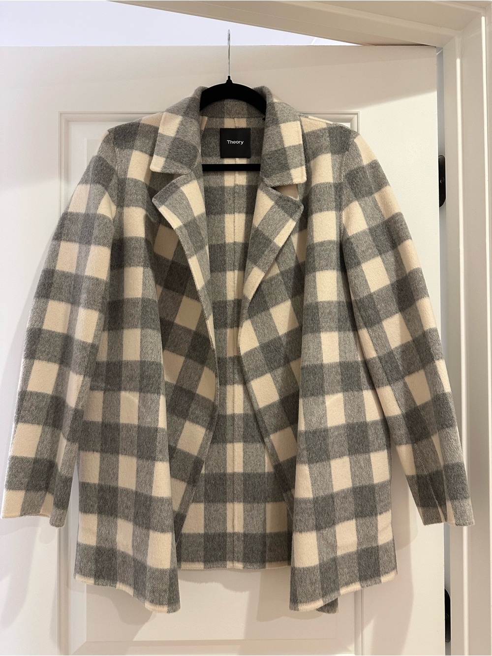 Theory Women's Gray & Cream Plaid Coat